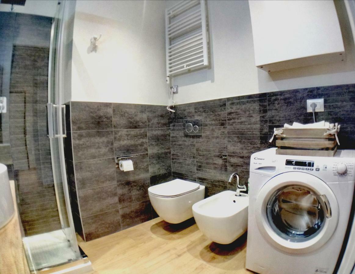 Vinhome Bilocale Con Garage Privato Alba Centro Eksteriør bilde